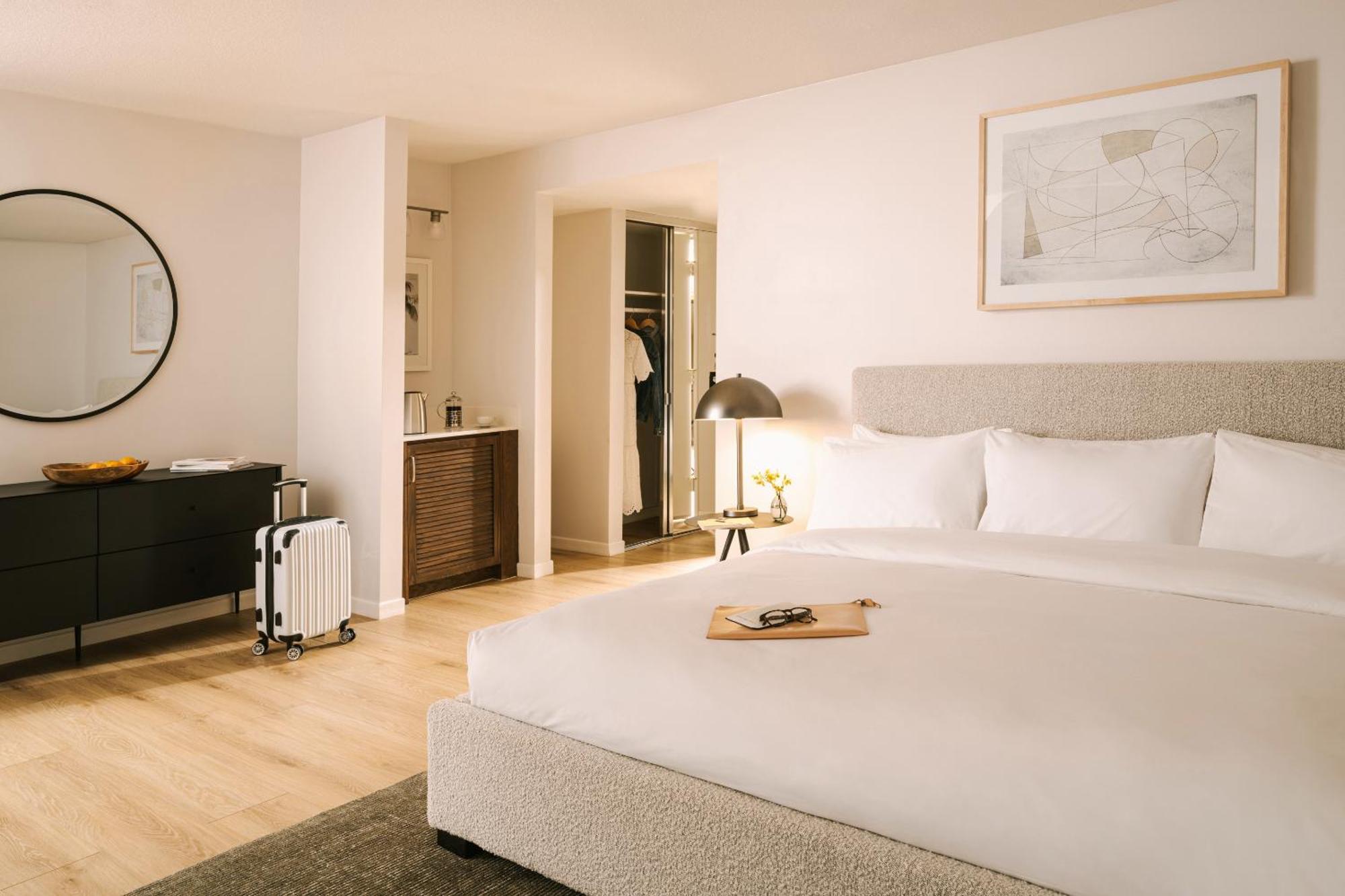 La Ensenada Hotel Laguna Beach, Sonder By Marriott Bonvoy Room photo
